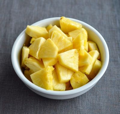 6 motive pentru a manca ananas